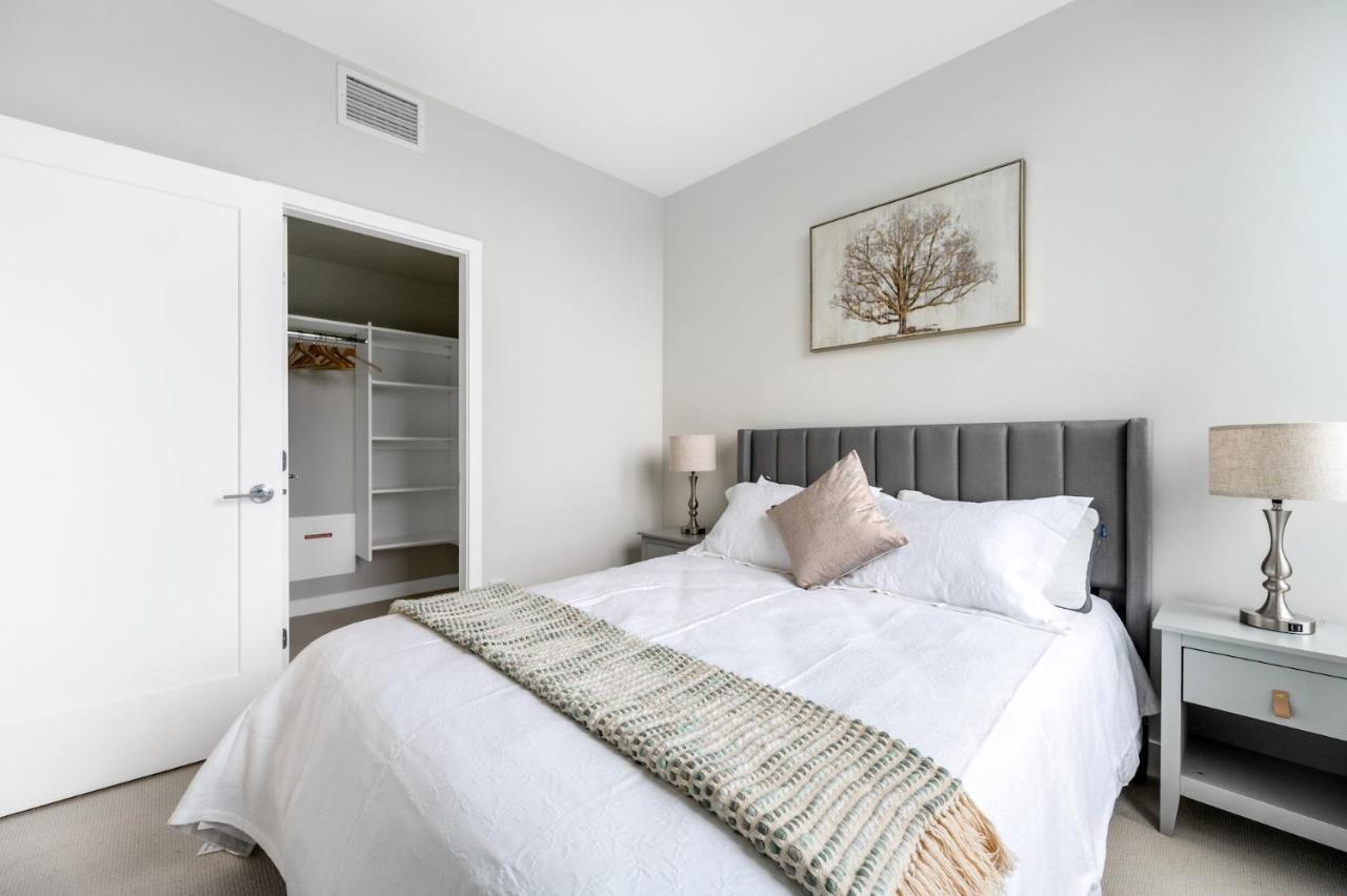 Modern Comfort At Ubc: 1Br Condo Near Campus Vancouver Eksteriør billede